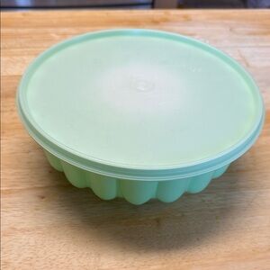 Tupperware Pastel Green Storage Bowl